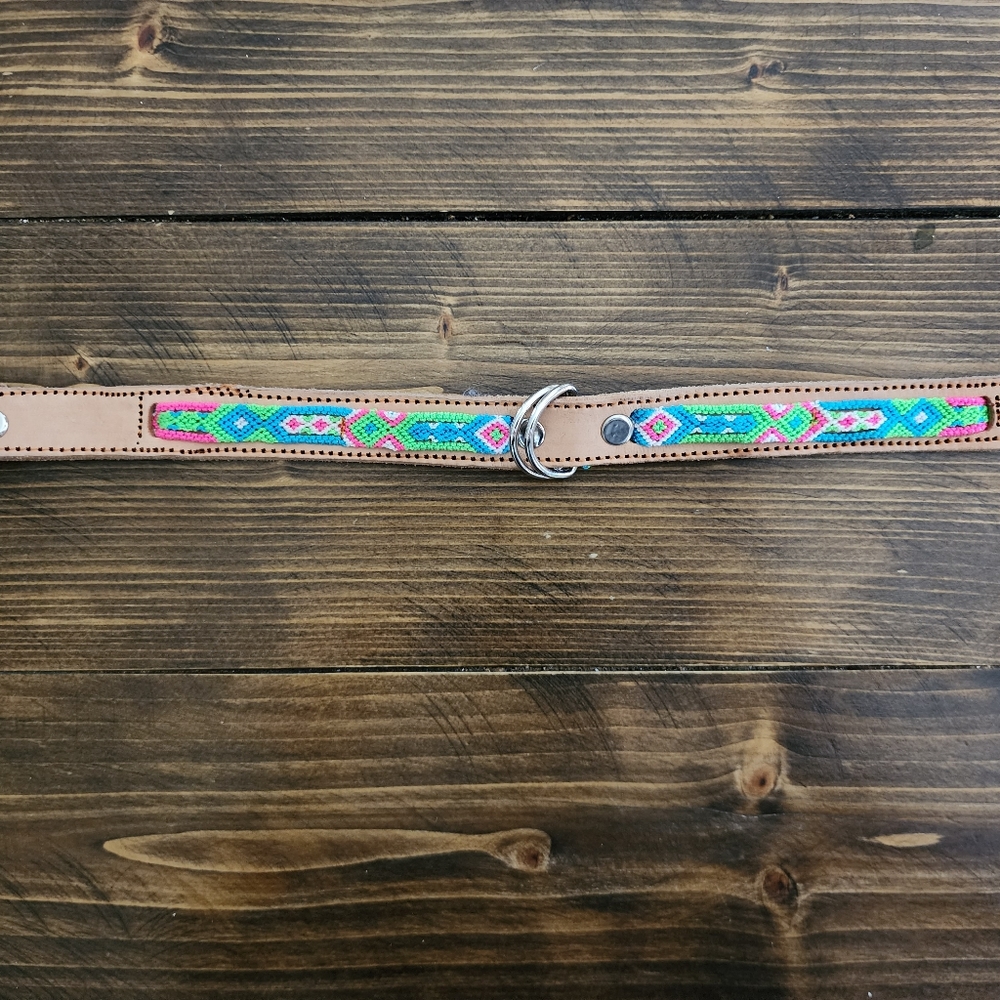Dog collar, leather and macrame, Size small